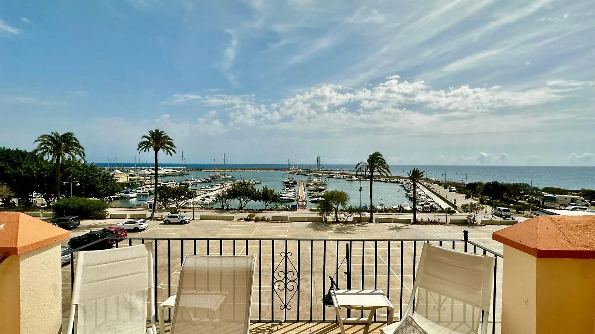 Belgravia Club, Estepona Marina